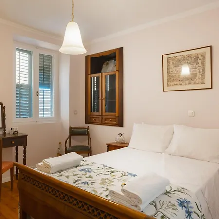 Apartment L Square, Luxurious Landmark Corfu (city)